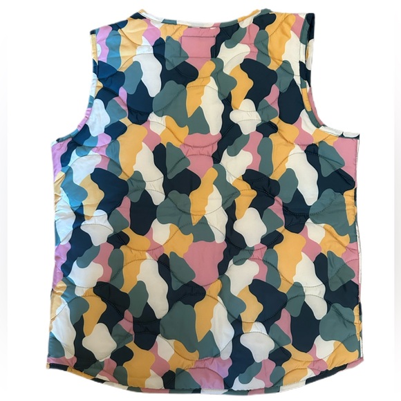 NWT/ Amazon Essentials Puffer Vest/ Size 8 - Picture 2 of 7